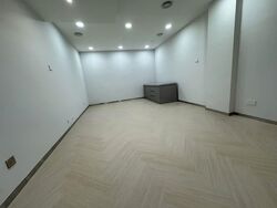 Lucky Plaza (D9), Retail #584857891
